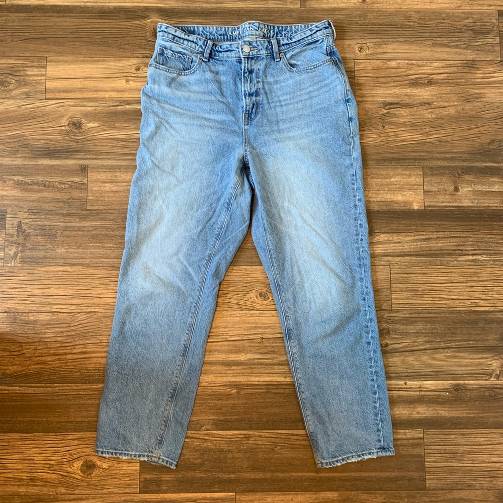 American Eagle Mom Jeans